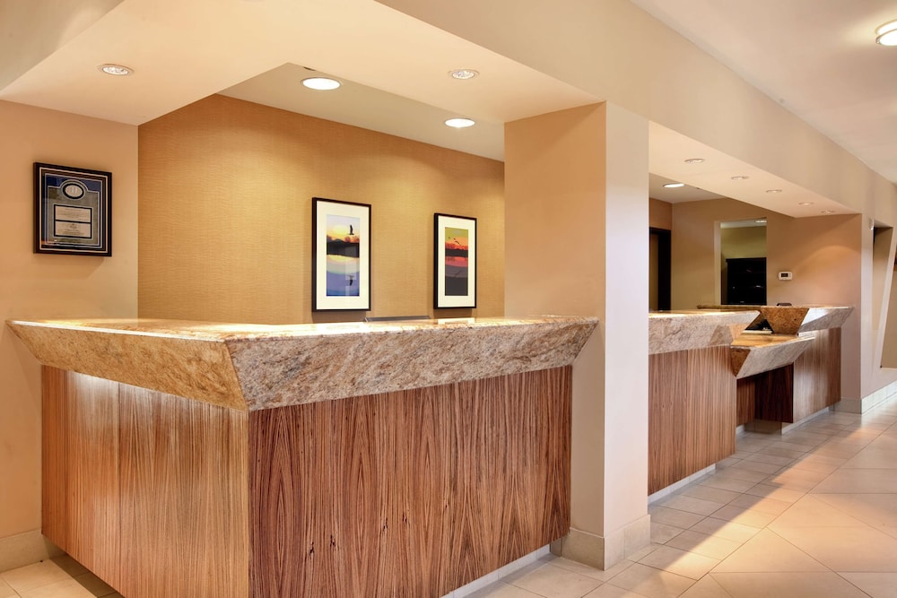 Hilton Stockton 7/51