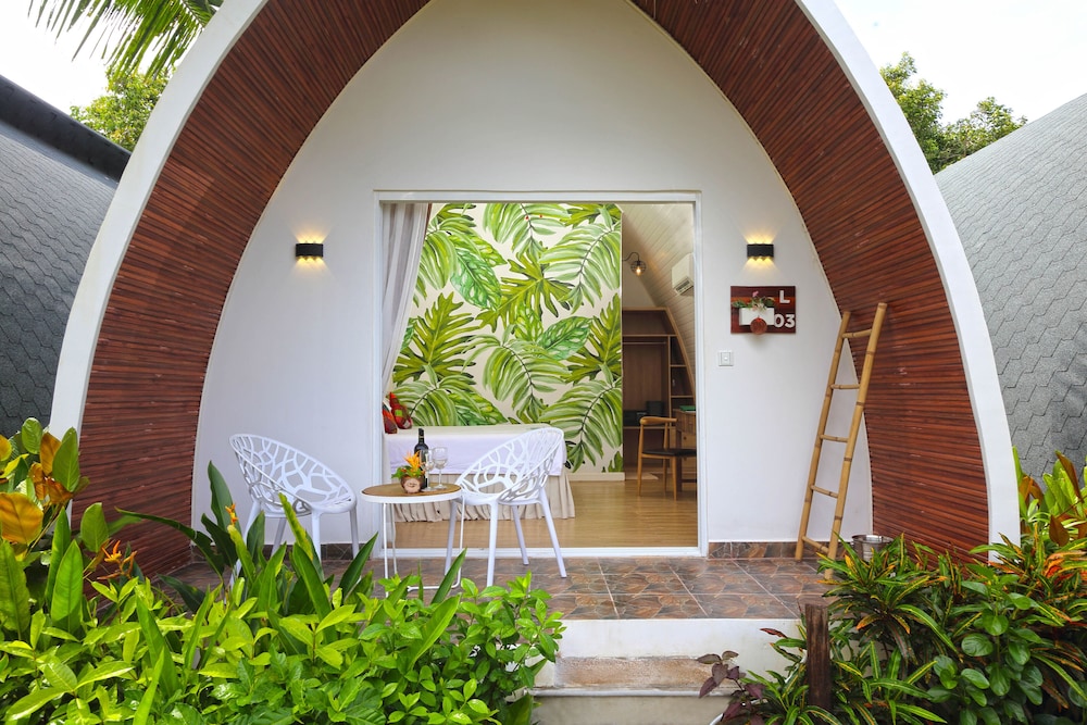 Eden Beach Resort By EHM in Koh Rong Sanloem