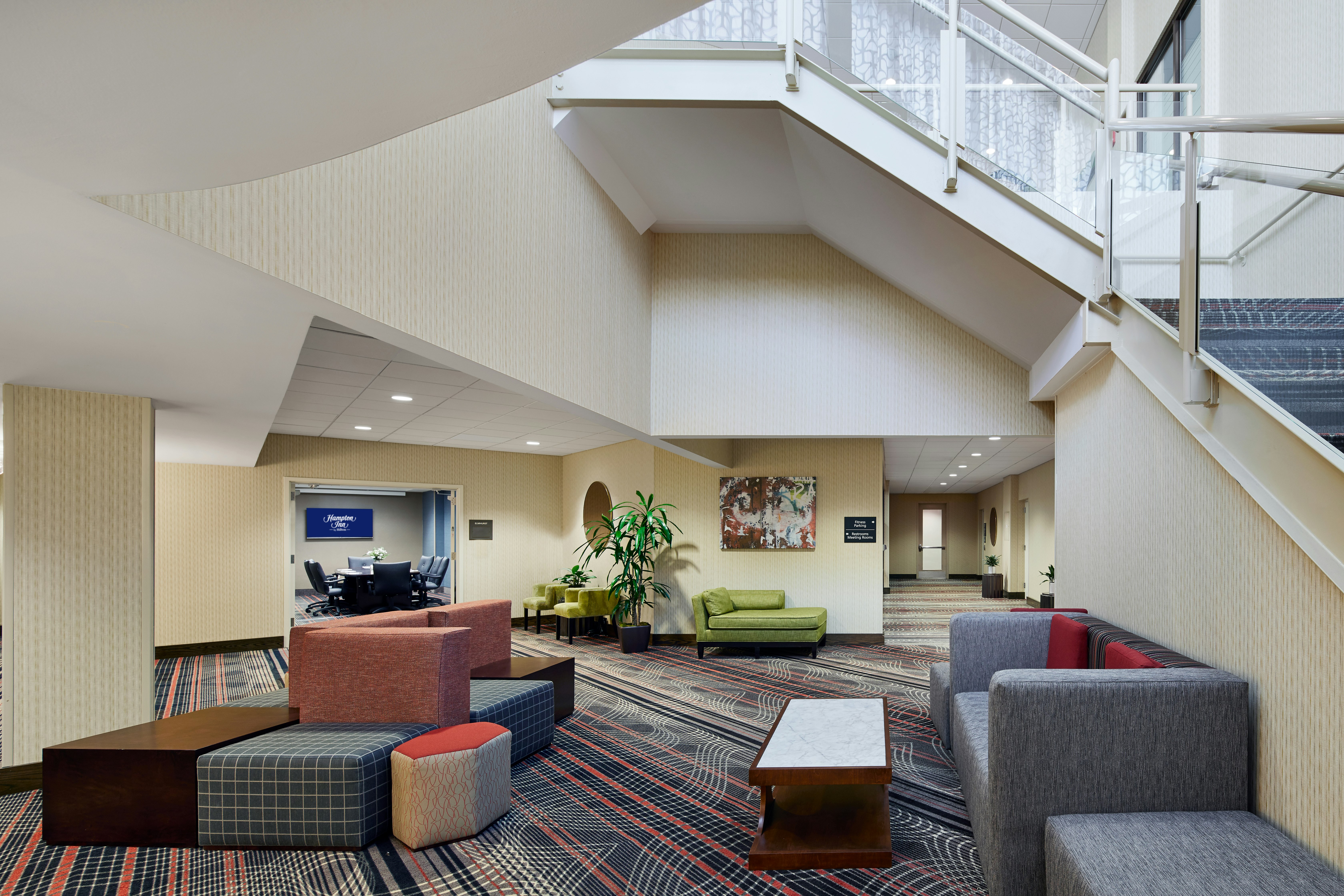 Hampton Inn & Suites Chicago/Mt. Prospect 9/17