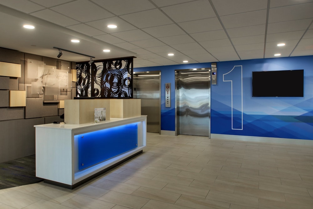 Holiday Inn Express Atlantic City W Pleasantville Ex Comfort Inn Suites West Atlantic City 37/70