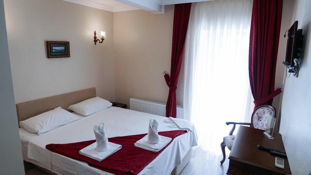 Petit Boutique Hotel 5/46