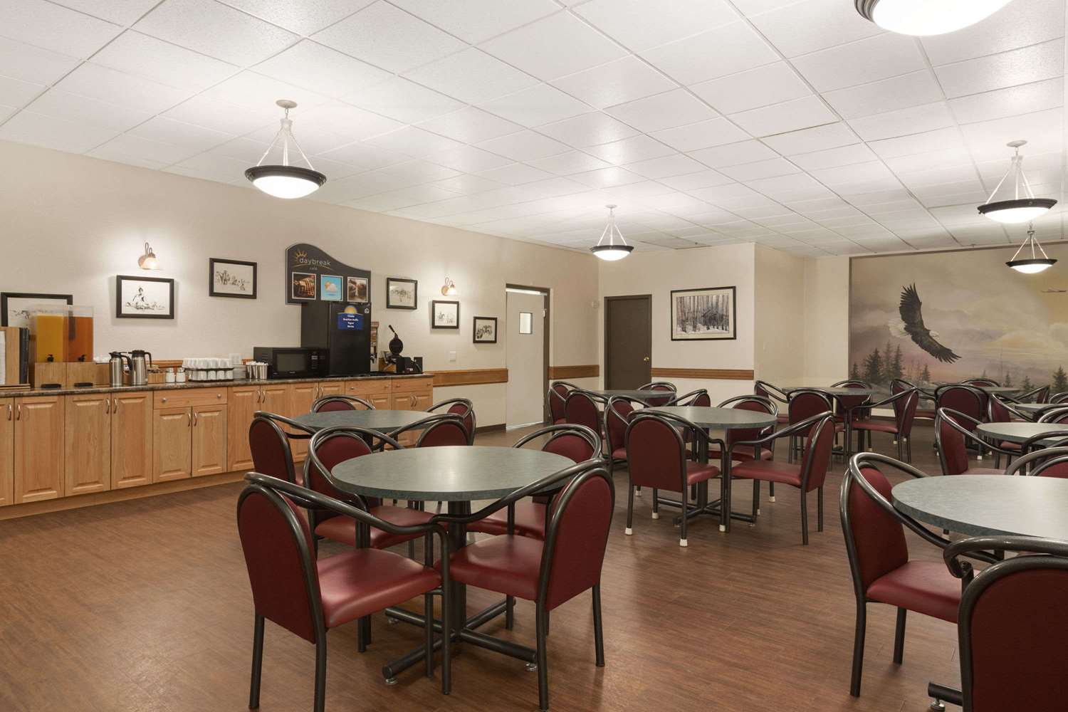 High Prairie Inn 15/20
