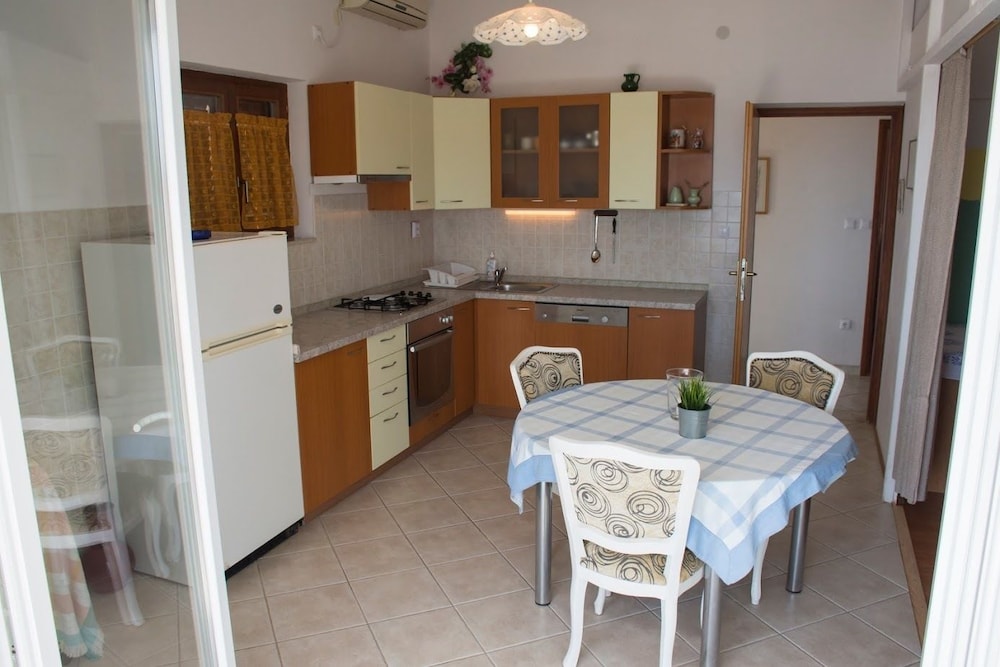 Bocin Rosso Apartments 38/50