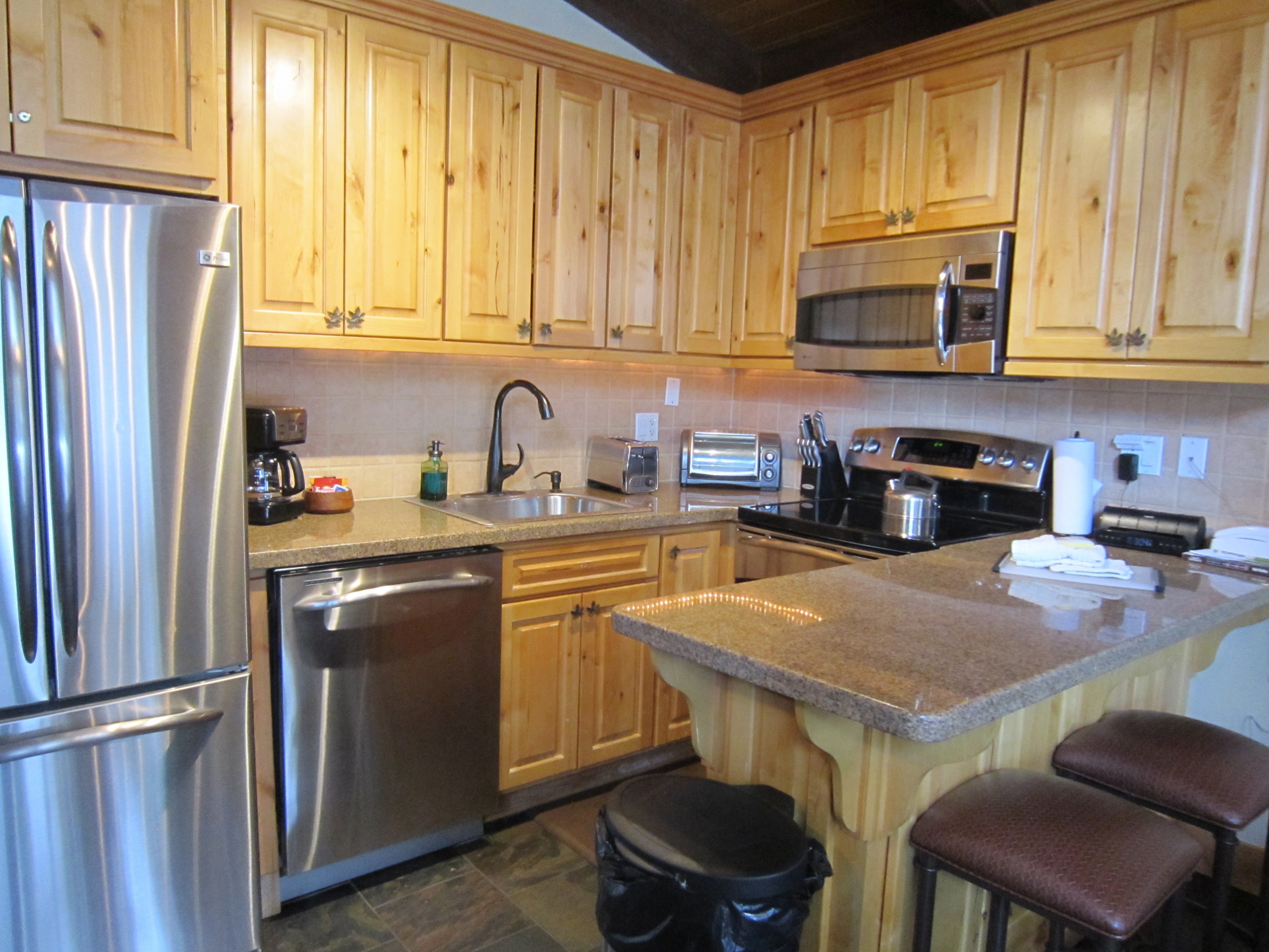 Vail Racquet Club Townehomes And Condominiums 25/38