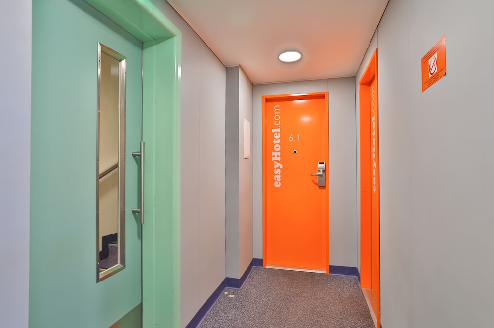 easyHotel Sofia 4/30