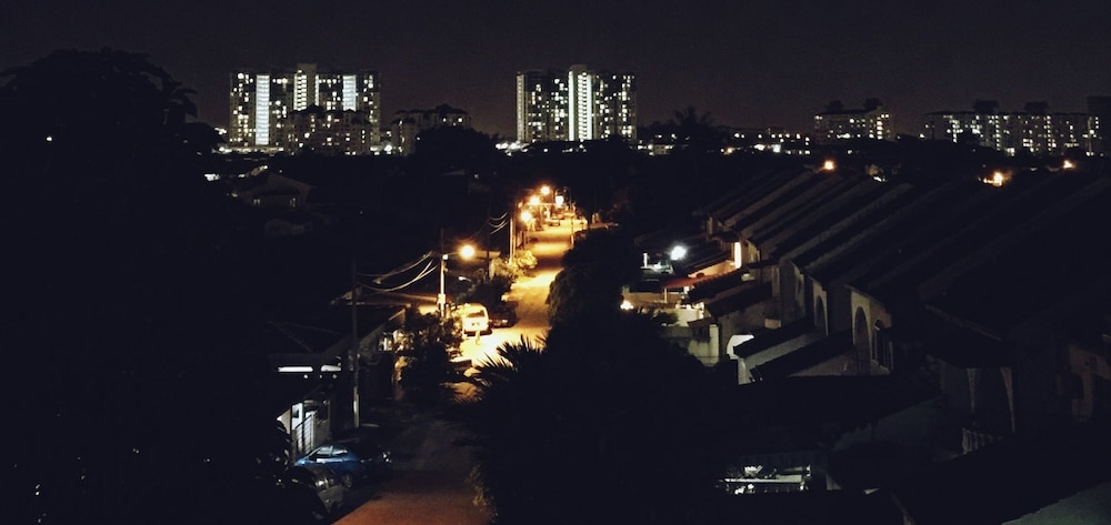 The B'hotel Kajang 35/40