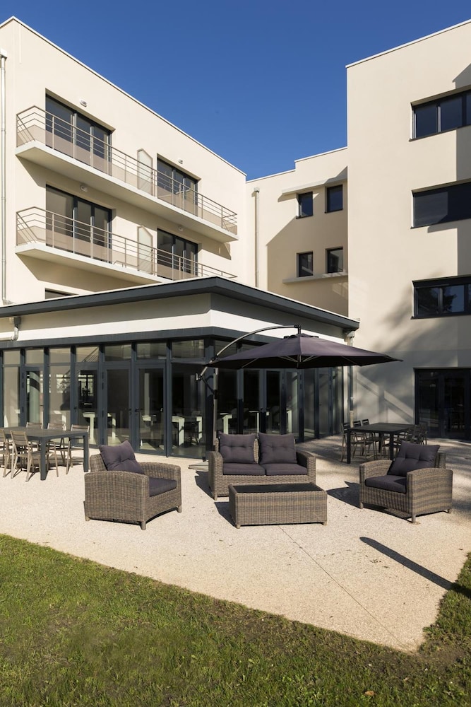 Zenao Appart'hotel Nevers 56/63