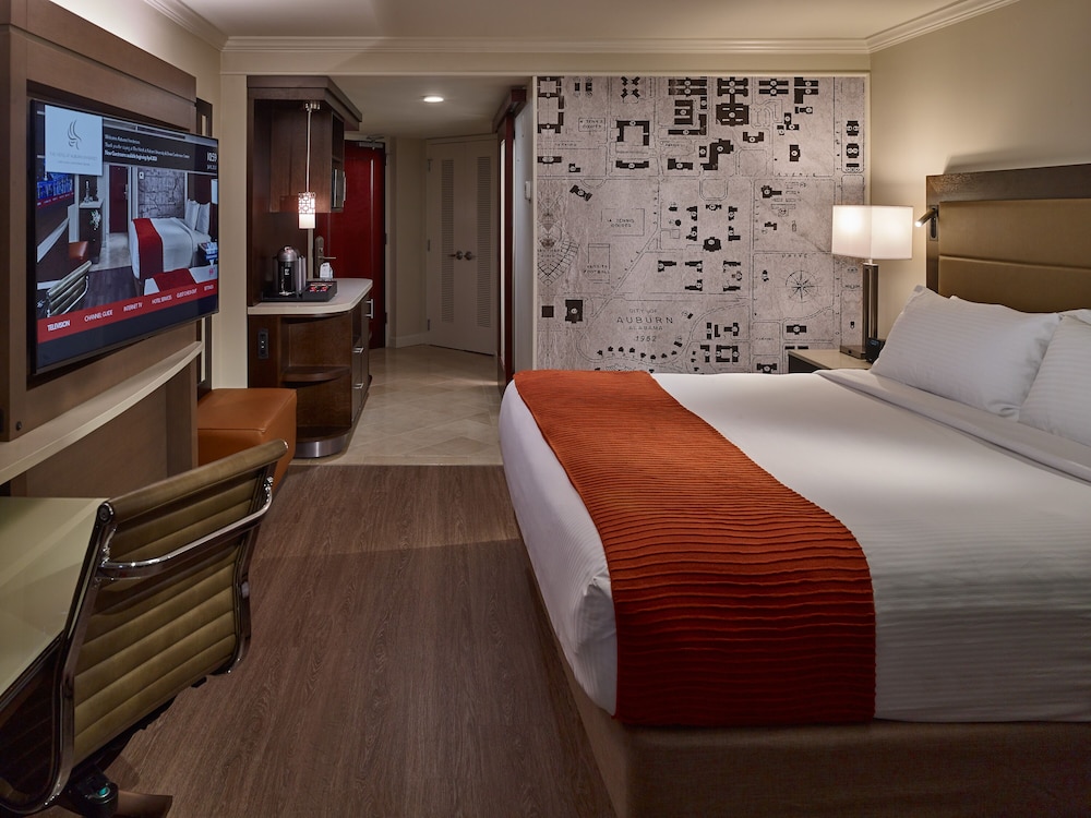 The Hotel At Auburn University 19/64