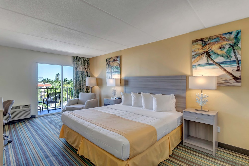 Hutchinson Island Plaza Hotel And Suites 21/63