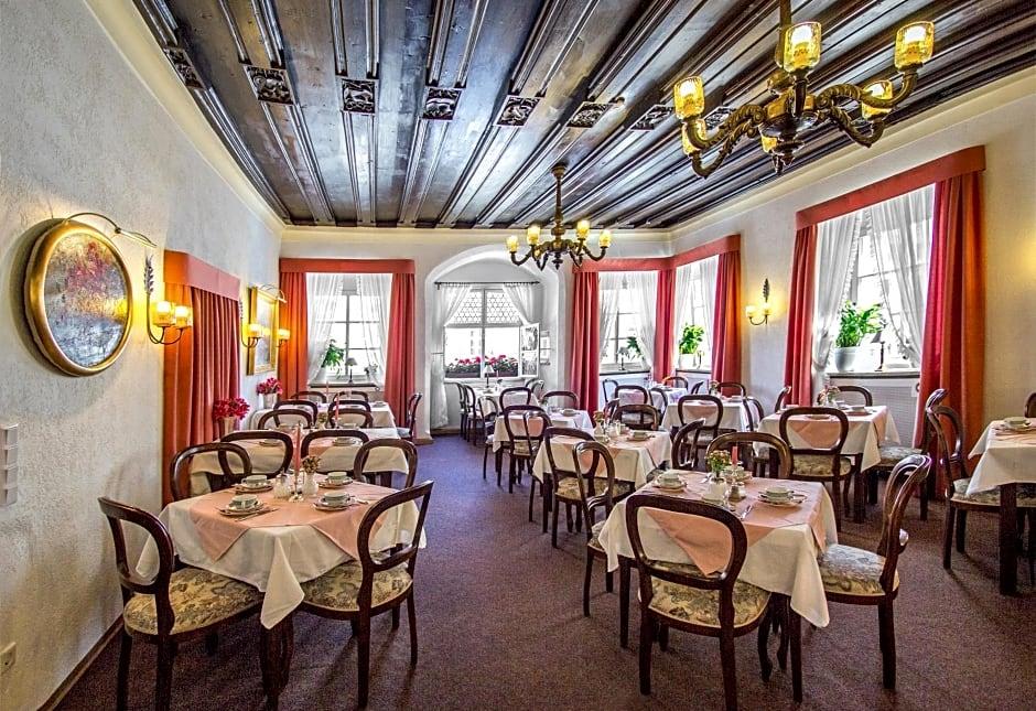 Hotel Adler 54/57