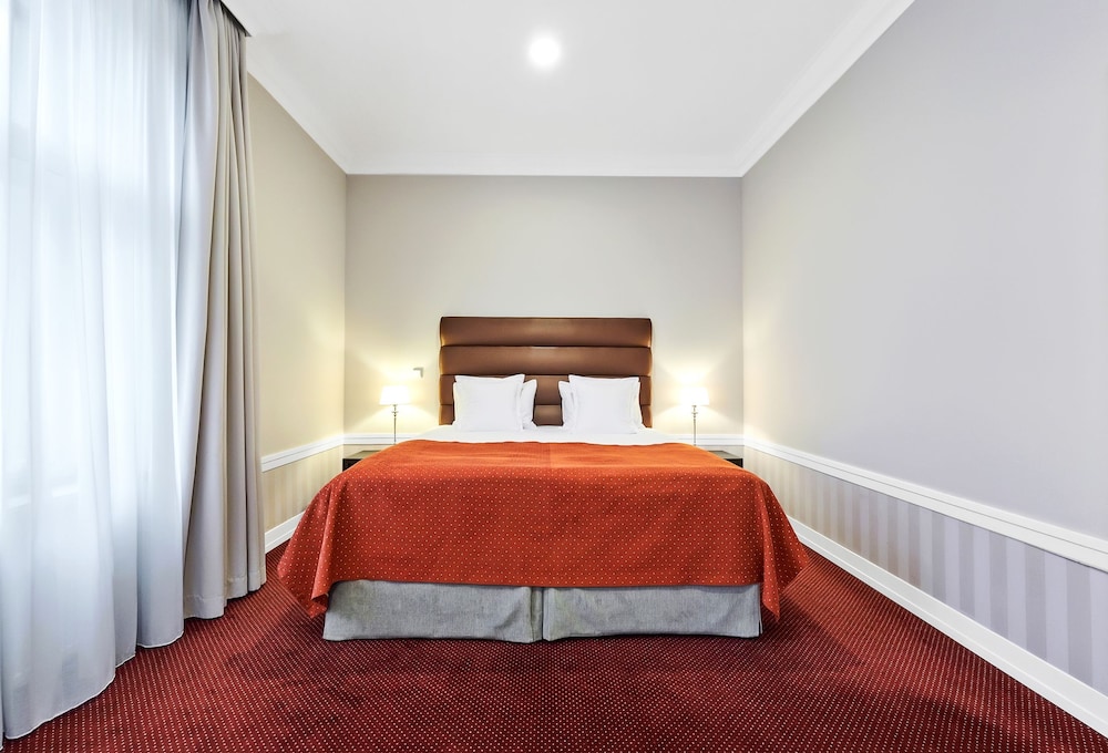 La Boutique Hotel 7/48
