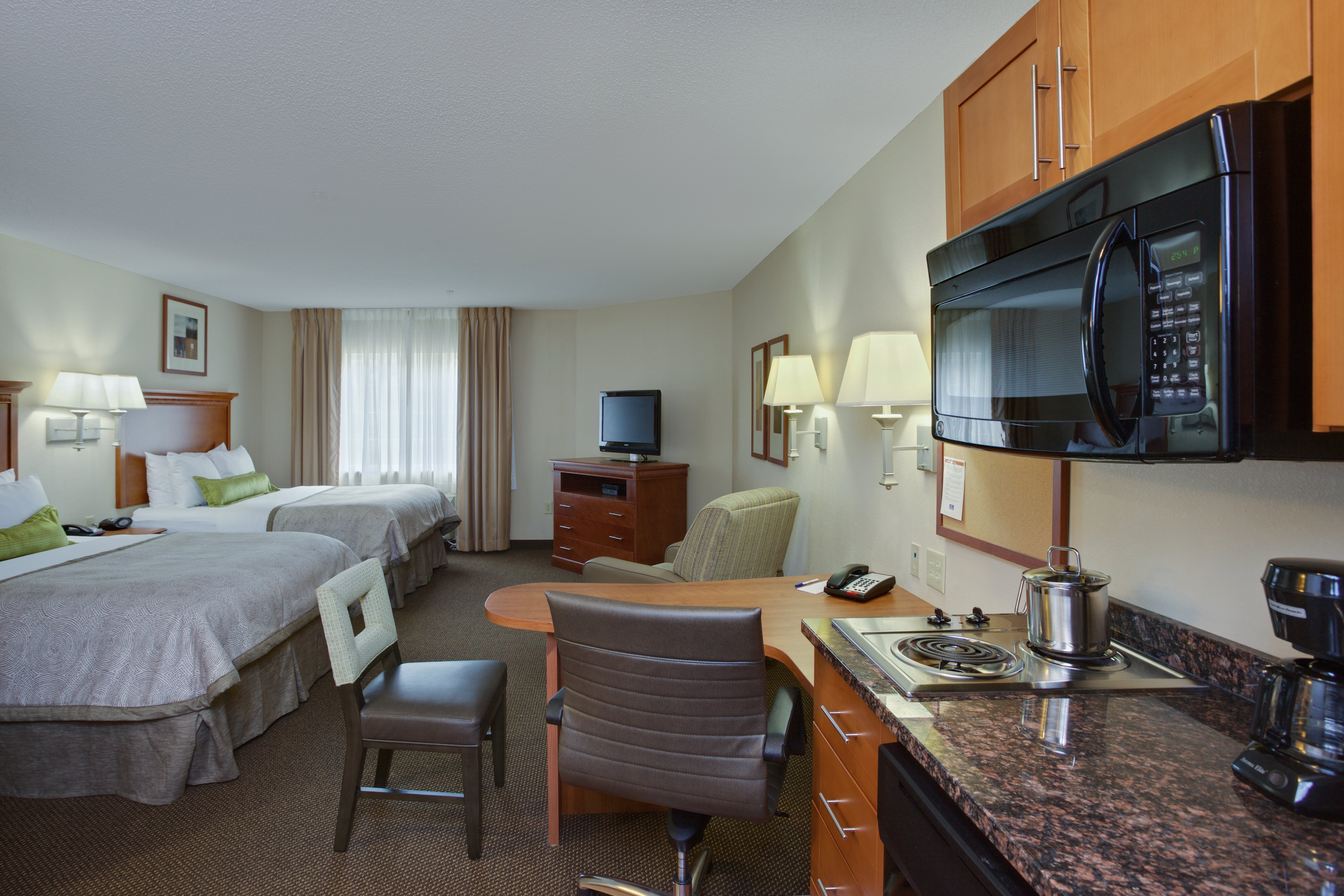 Candlewood Suites Richmond Airport 25/77