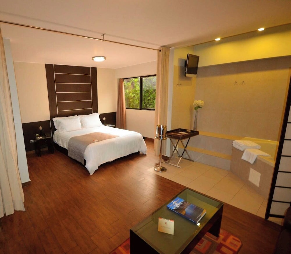 QP HOTELS LIMA 30/59