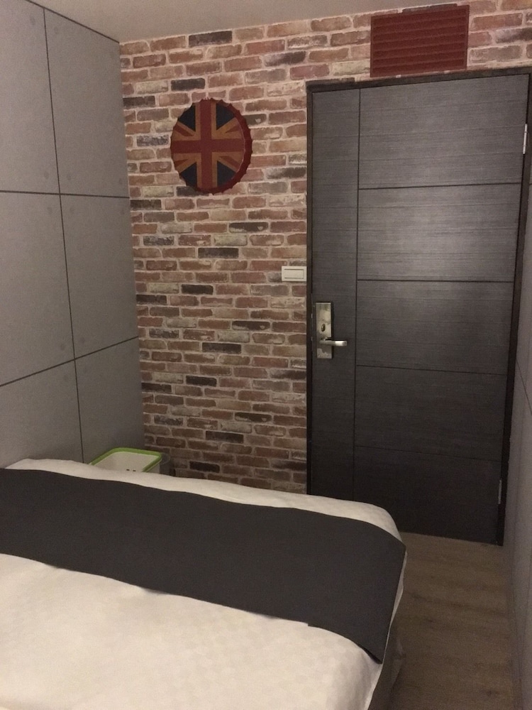 T.O. Hotel 9/47