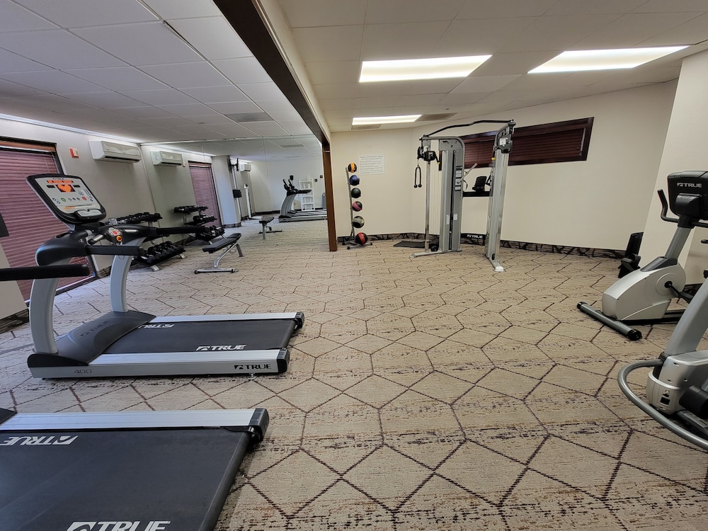 Wingate by Wyndham Greenville Airport 15/40
