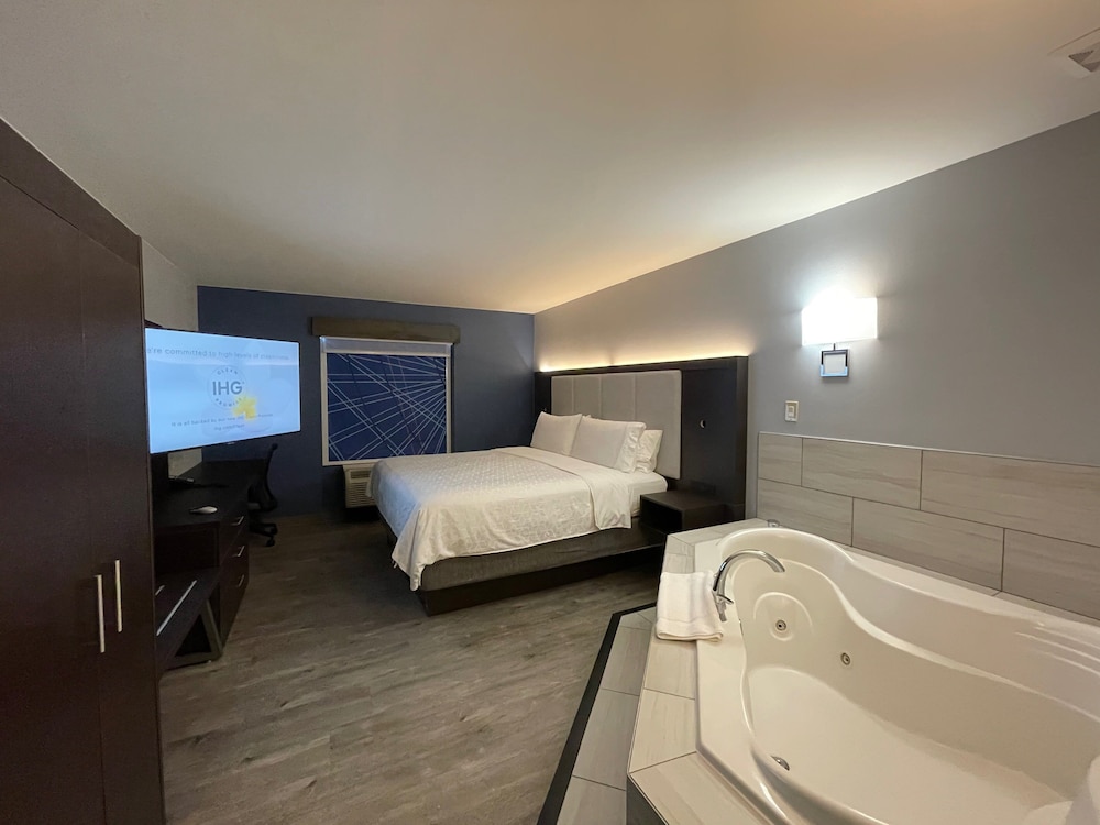 Holiday Inn Express Columbia East Elkridge 28/63
