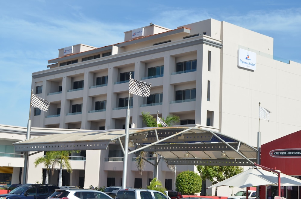 Marina Suites Mazatlan 2/46