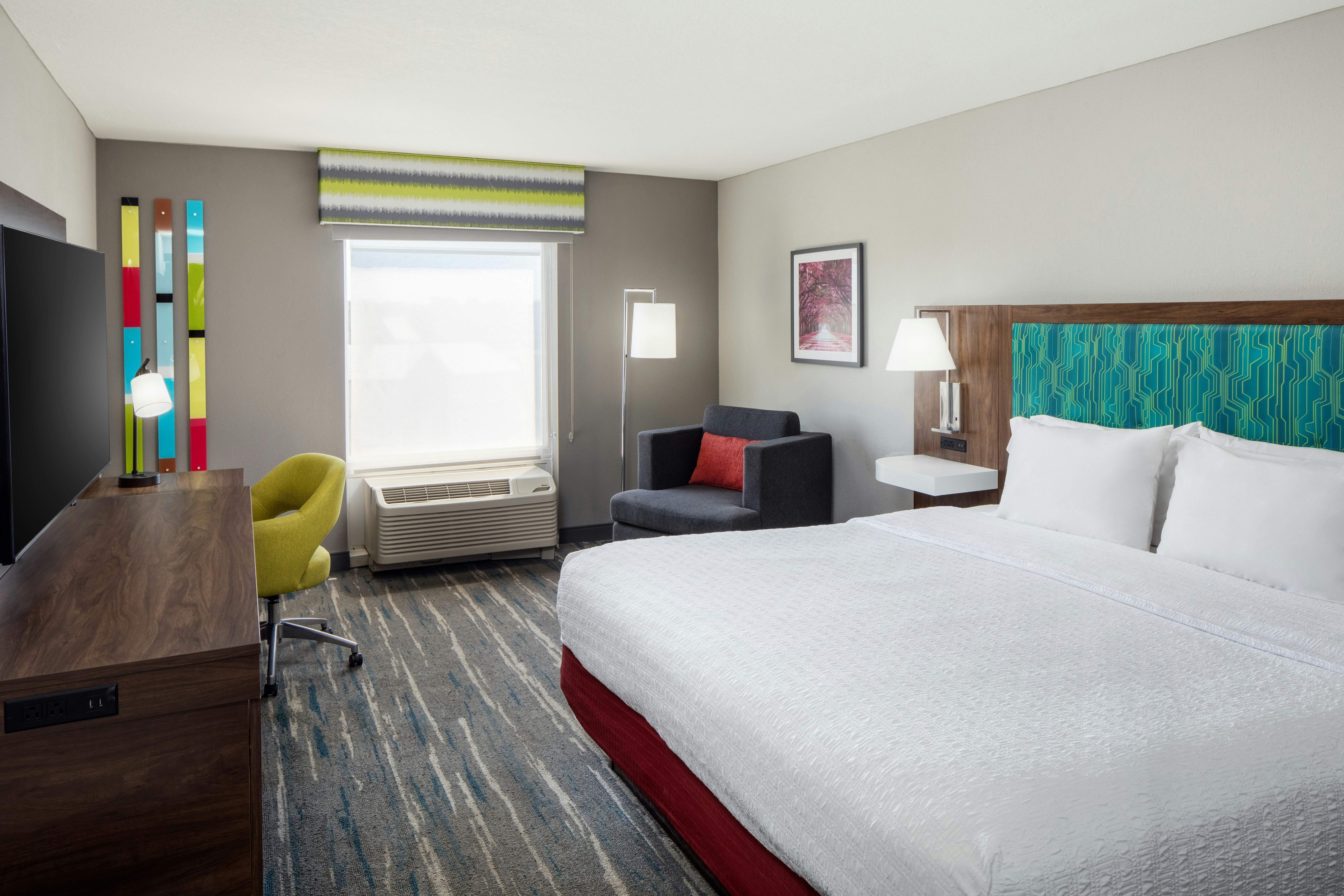 ROOM, KING BED