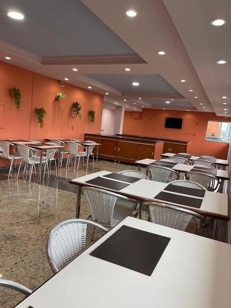 Abbas Hotel Uberlandia 46/50