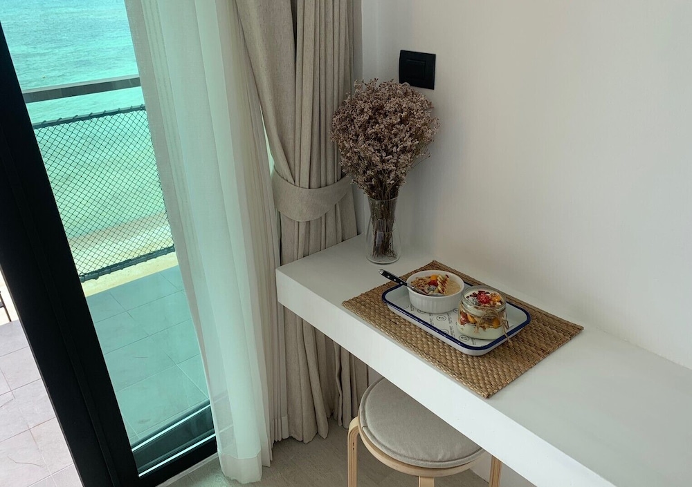 Blue Tao Beach Hotel 32/59