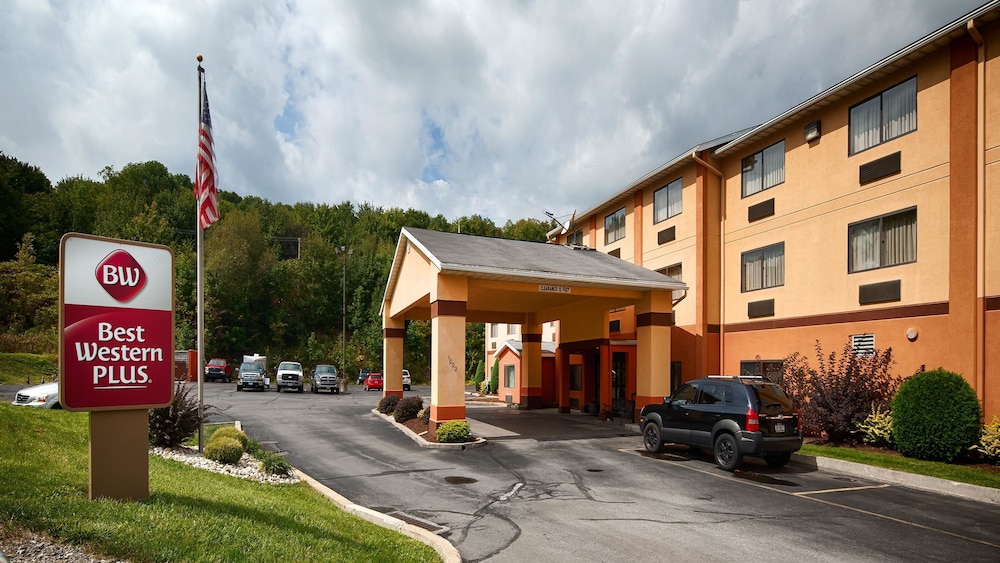 Best Western Plus Executive Inn 3/29