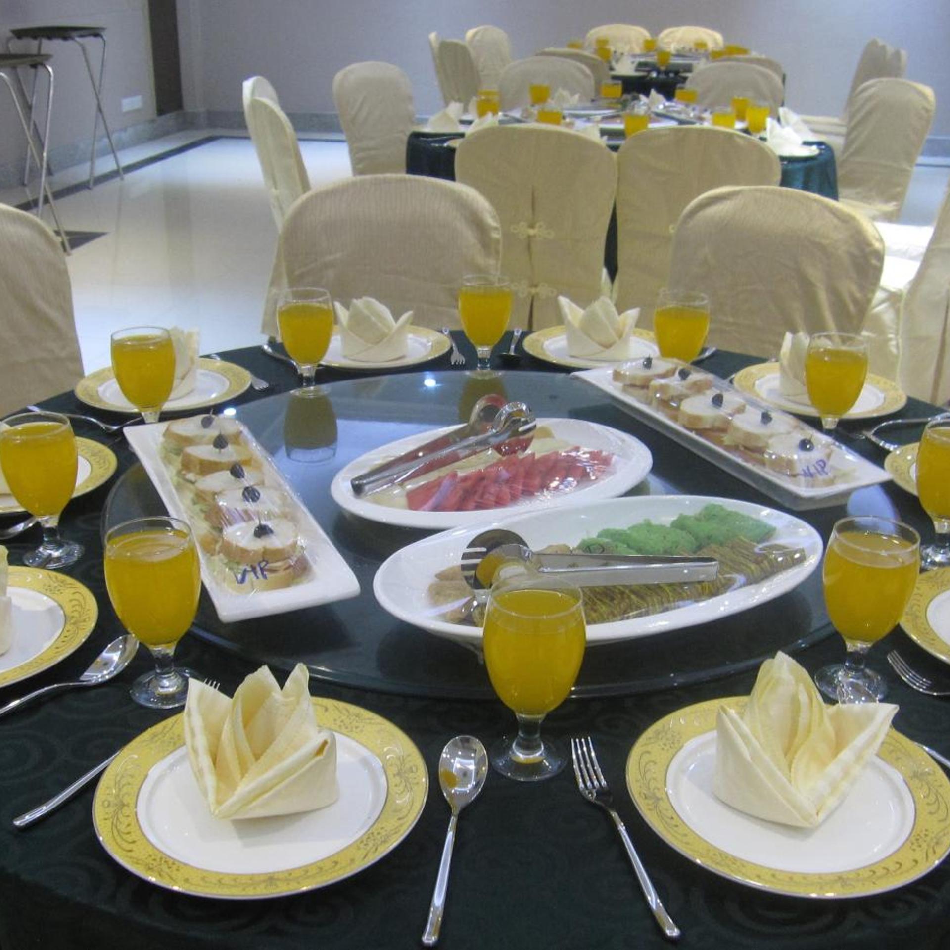 Seri Simanggang Hotel 27/40