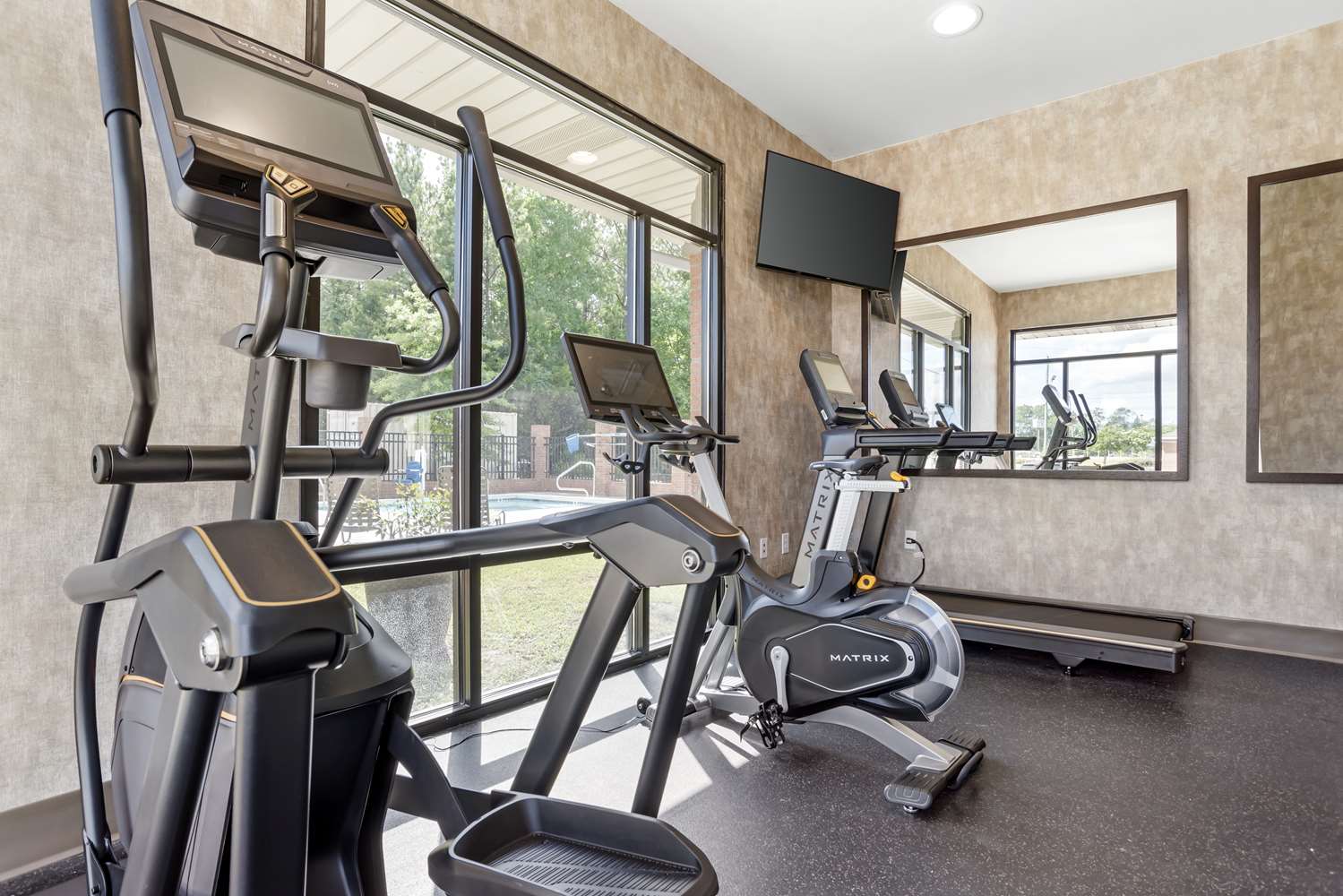 Best Western Plus Two Rivers Hotel & Suites 21/35