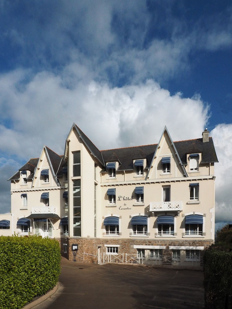Logis Hotel De Carantec 3/33