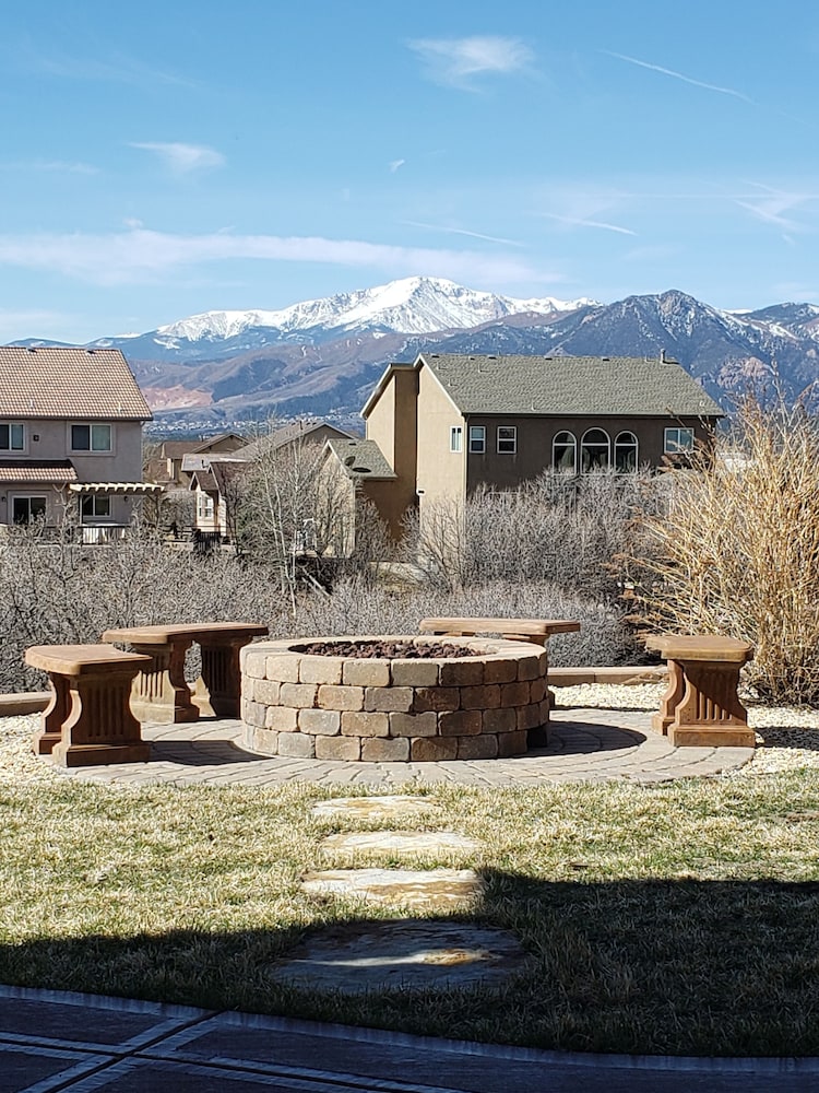 Chateau du Pikes Peak, a Tuscany Retreat 35/43