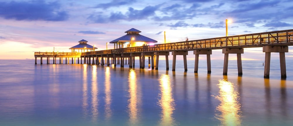 Howard Johnson by Wyndham Ft. Myers FL 15/22
