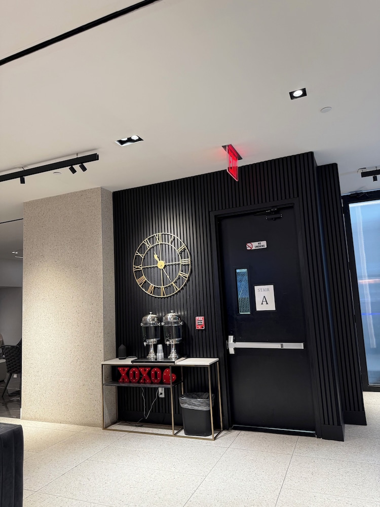 Nova Hotel Brooklyn 13/64