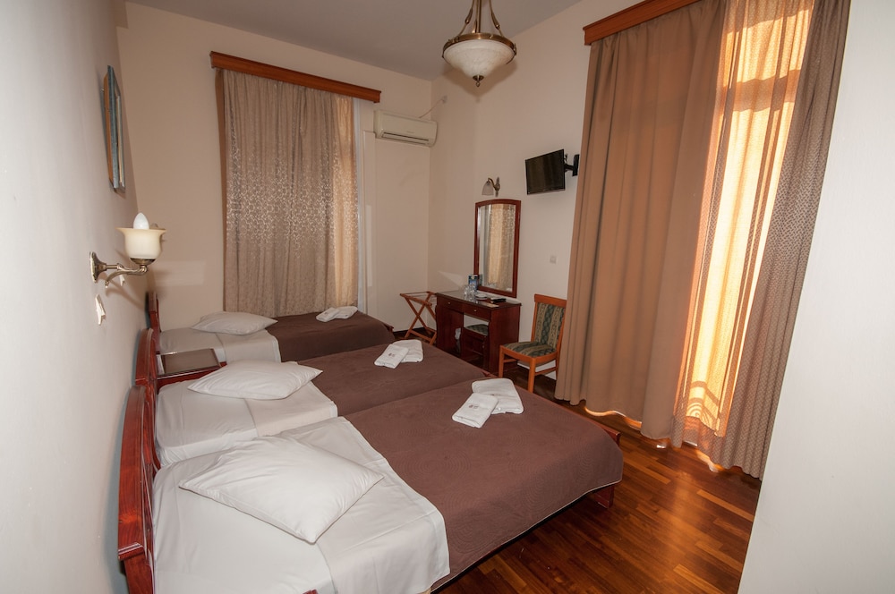 Cecil Hotel 19/70
