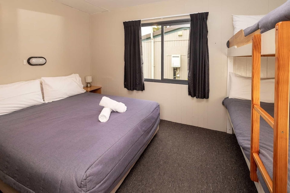 Fox Glacier Motel Holiday Park 11/50