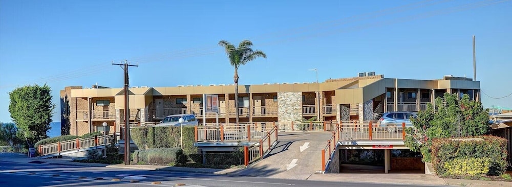 Limani Port Lincoln 29/46