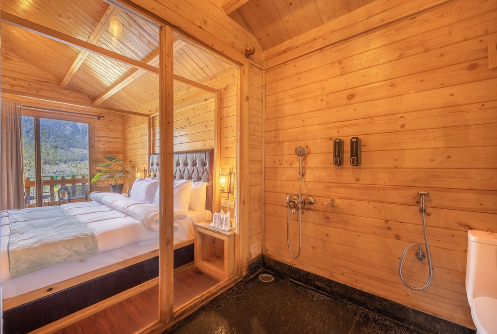 Echor Himalayan Heights Luxe Manali 44/50
