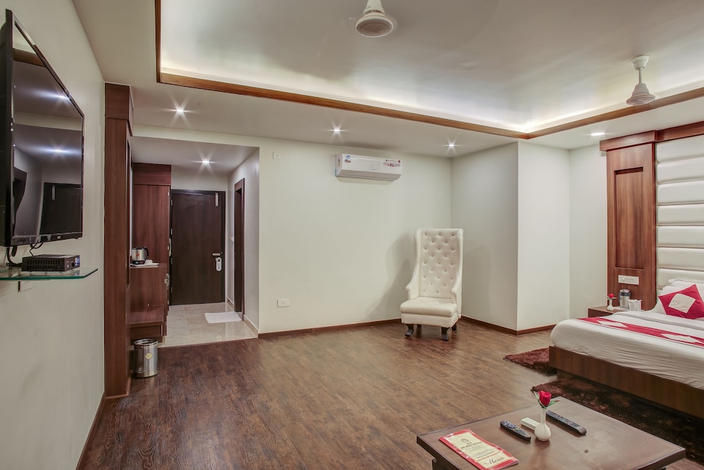 Hotel The Royal Krishna 31/47