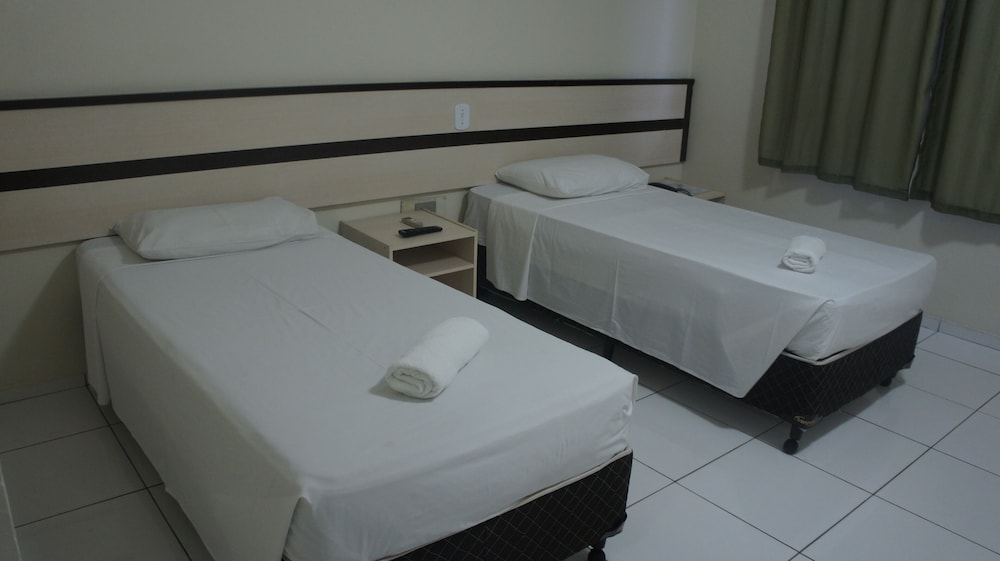 STANDARD, TWIN BEDS