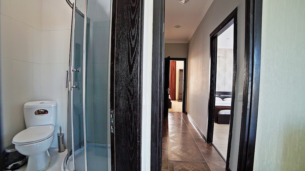 Mardi Plaza Hotel 50/50