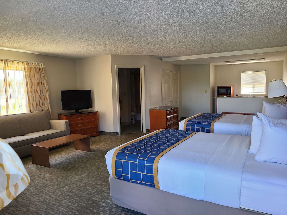 Quality Inn & Suites Orlando East - UCF Arena 19/43