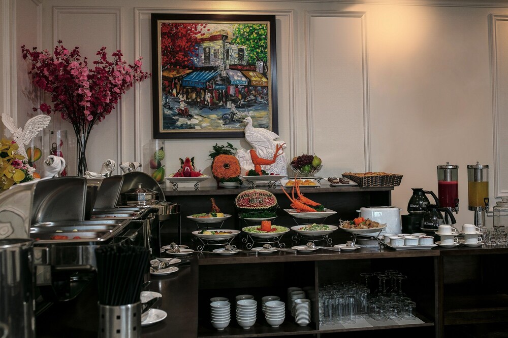 Royal St Hanoi Hotel 23/27