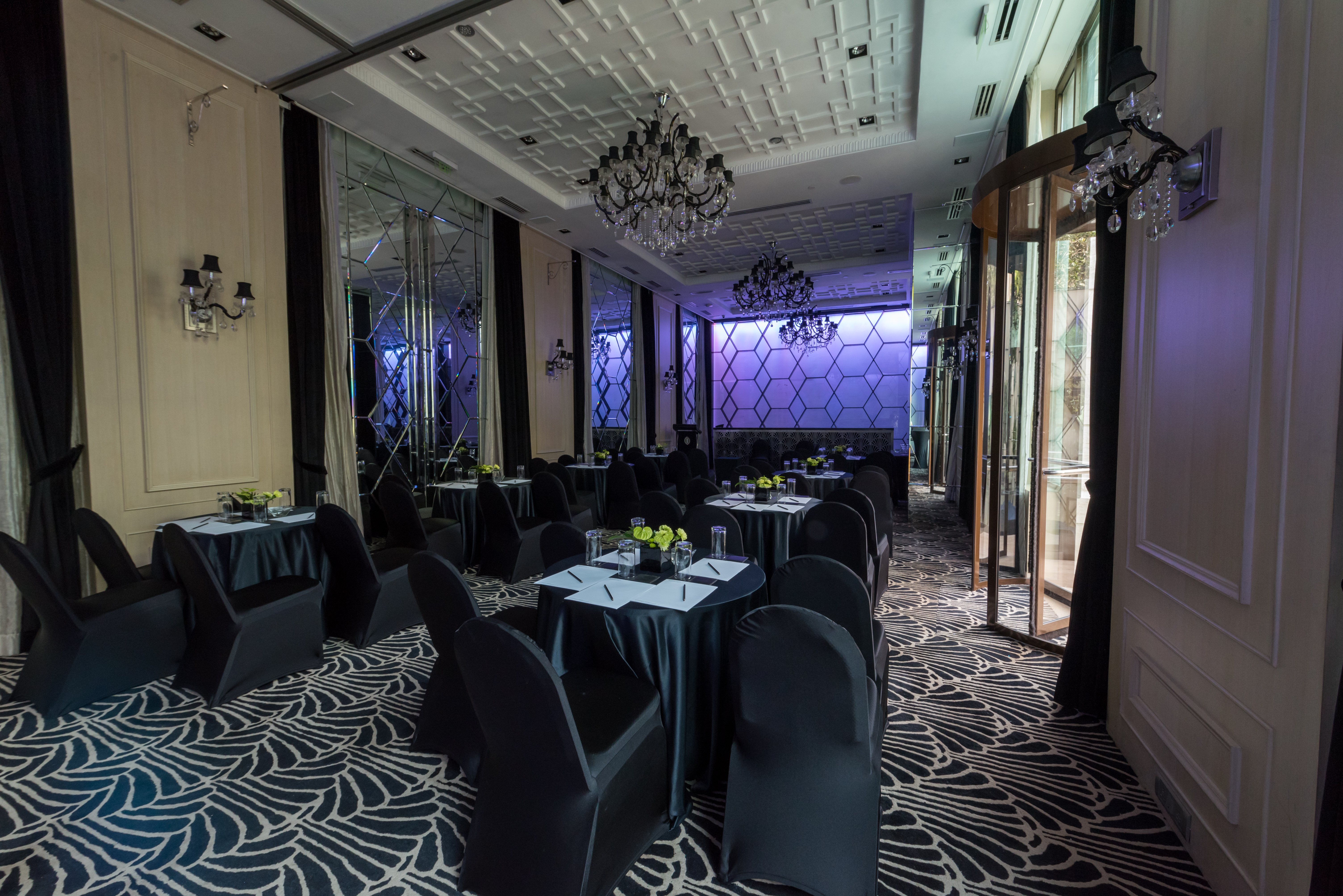 Intercontinental Marine Drive Mumbai 54/78