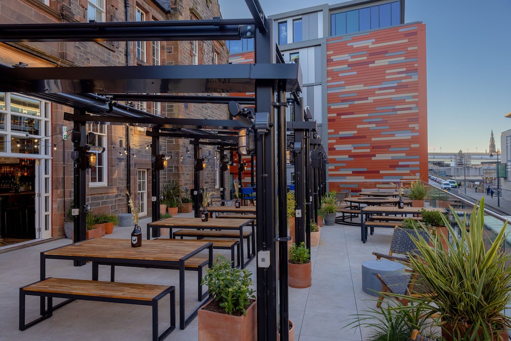BrewDog DogHouse Edinburgh 18/25