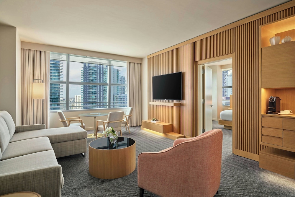Hotel AKA Brickell 26/50