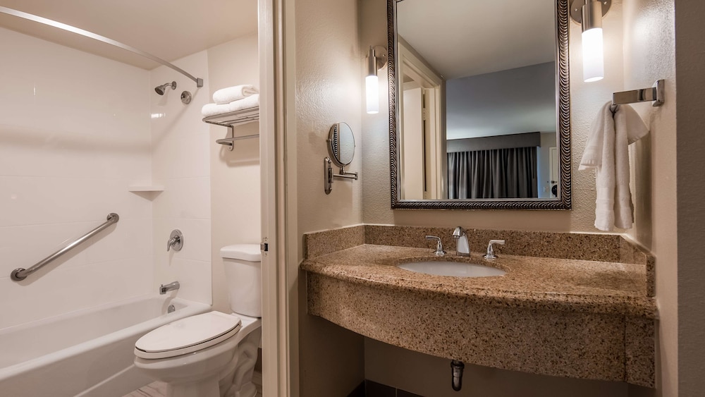Best Western Plus Executive Inn 12/47