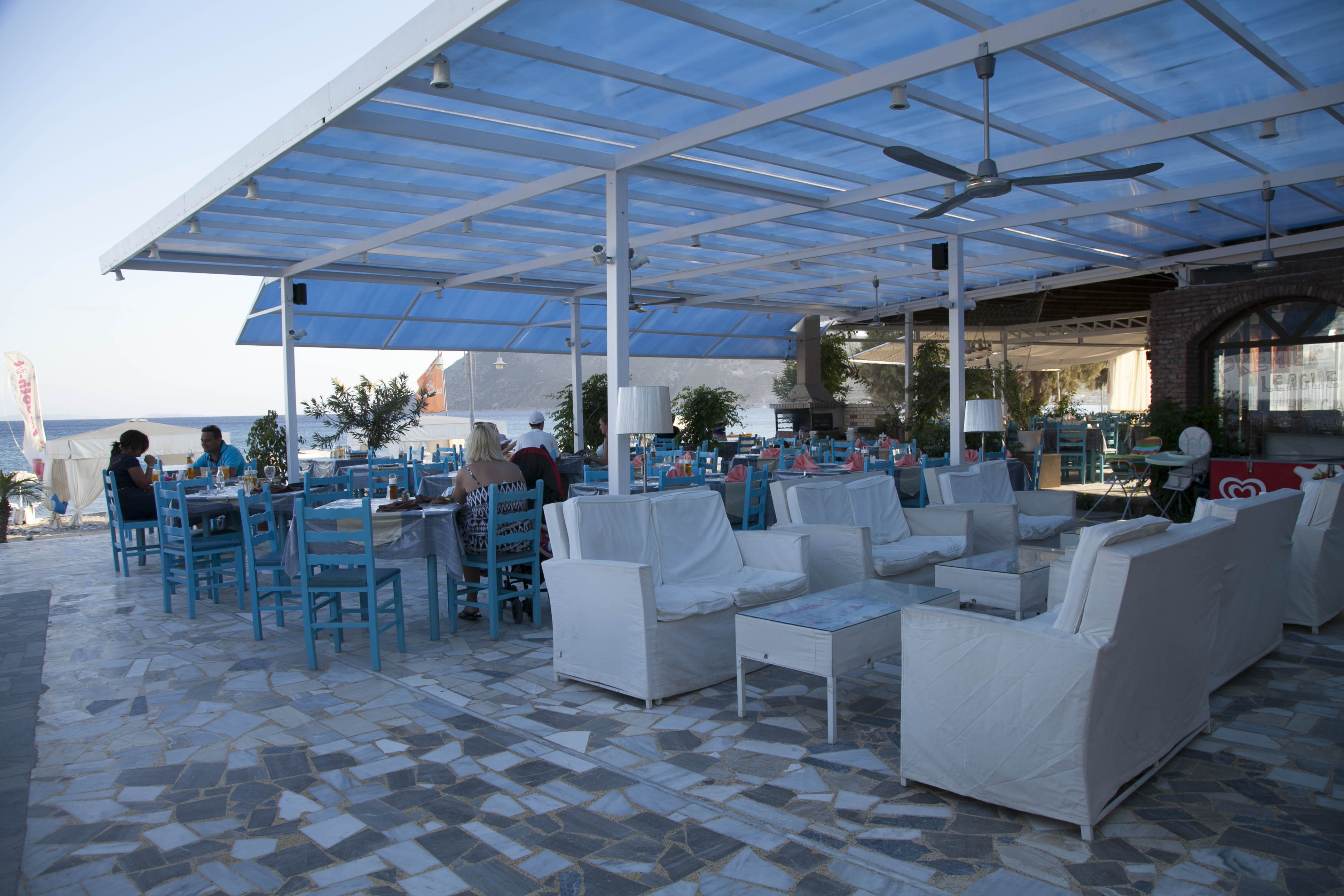 Sacallis Inn Beach Hotel 40/50
