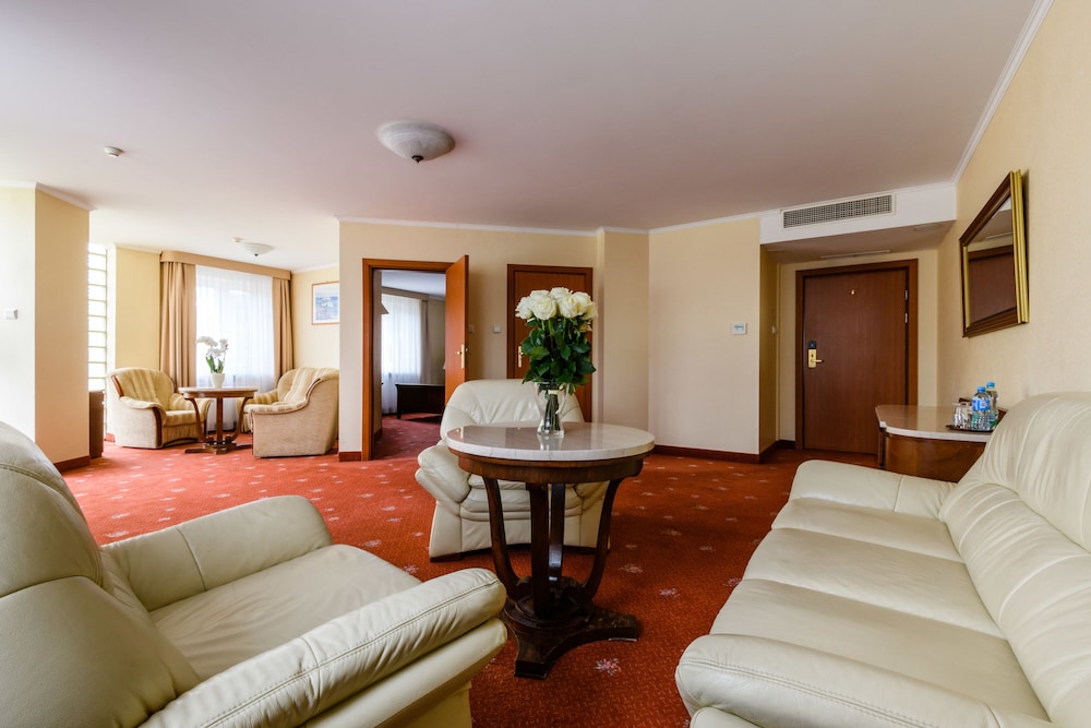 Hotel Boss 23/45