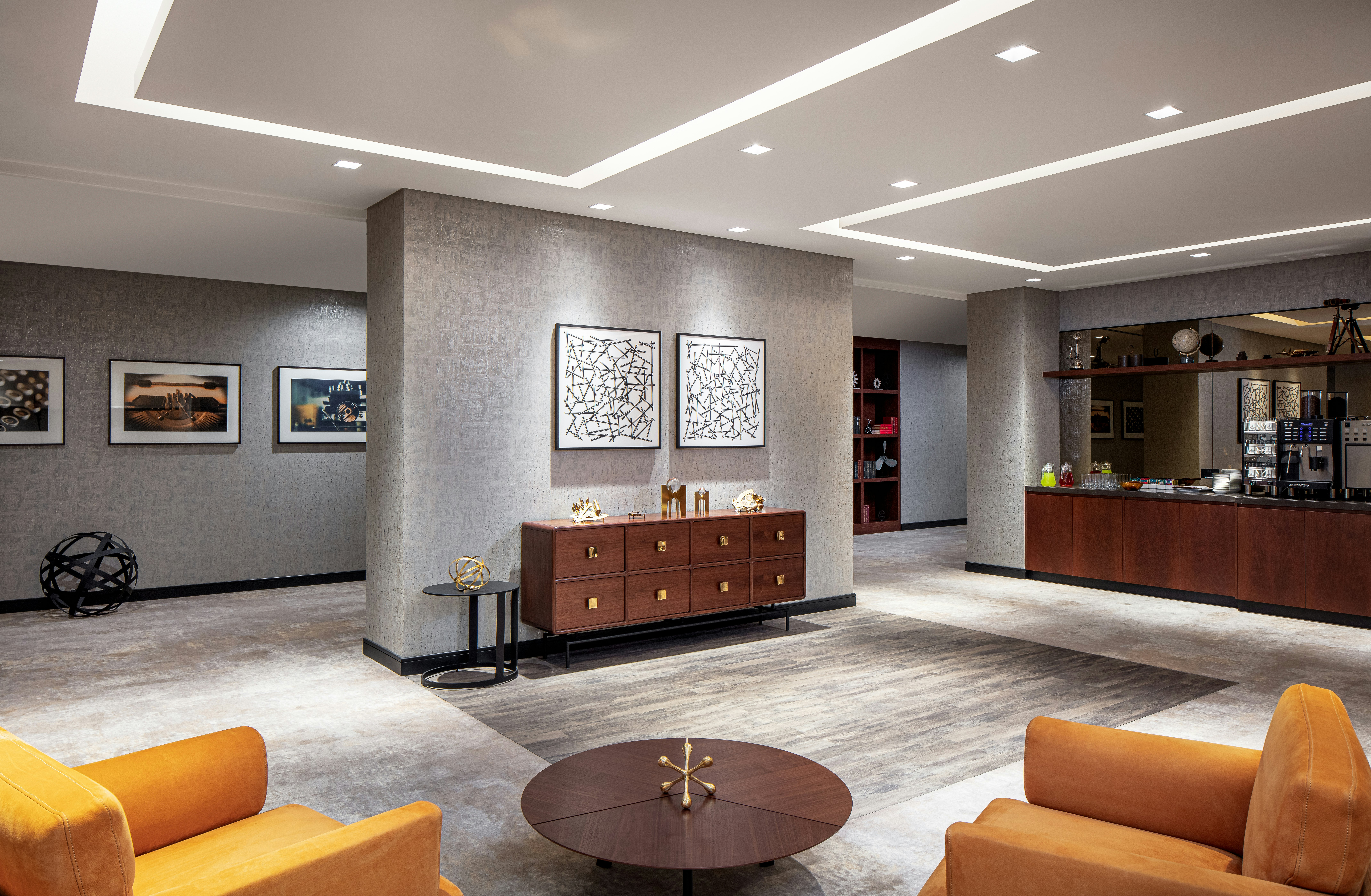 DoubleTree by Hilton Dubai M square Hotel and Residences 2/34