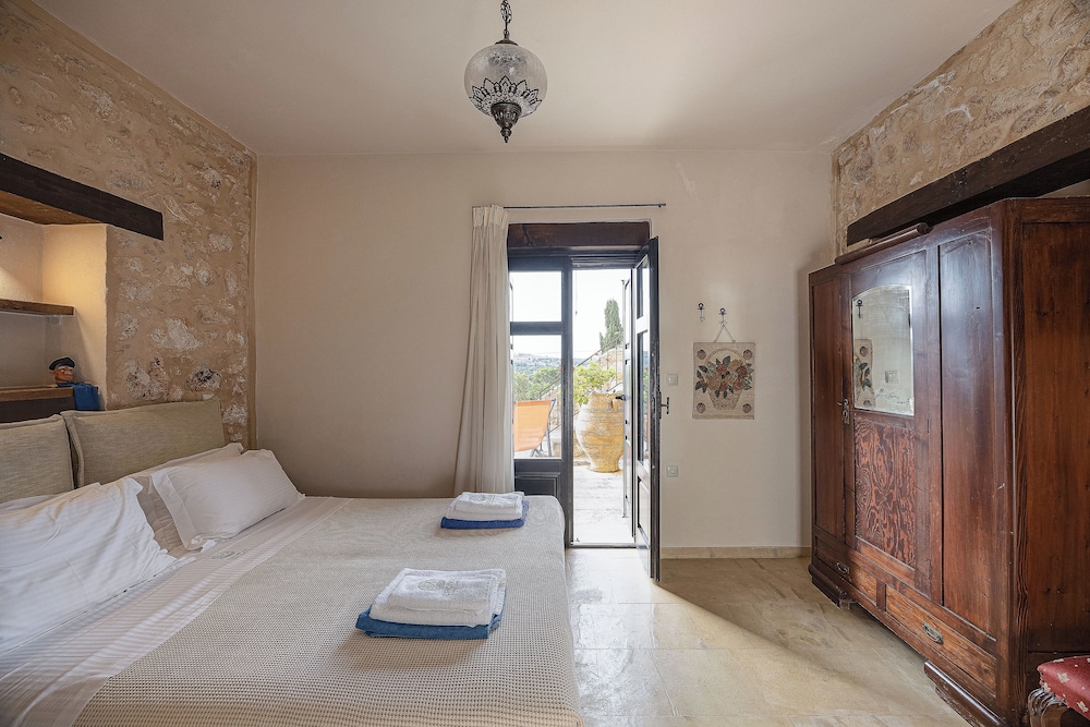 Erondas Cretan Country Villas 9/50