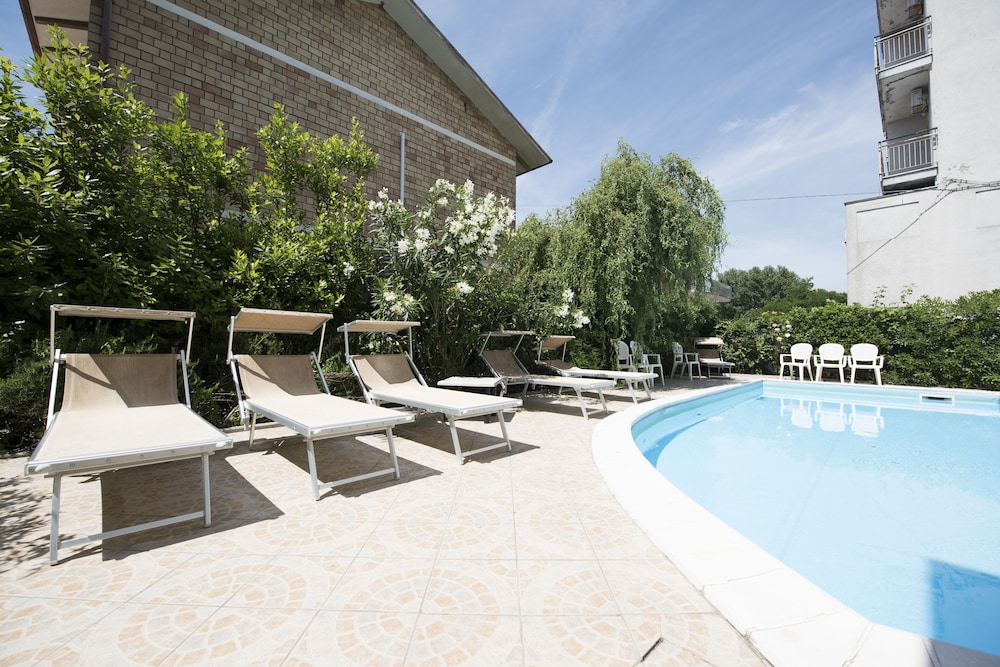 Settebello Hotel 46/50