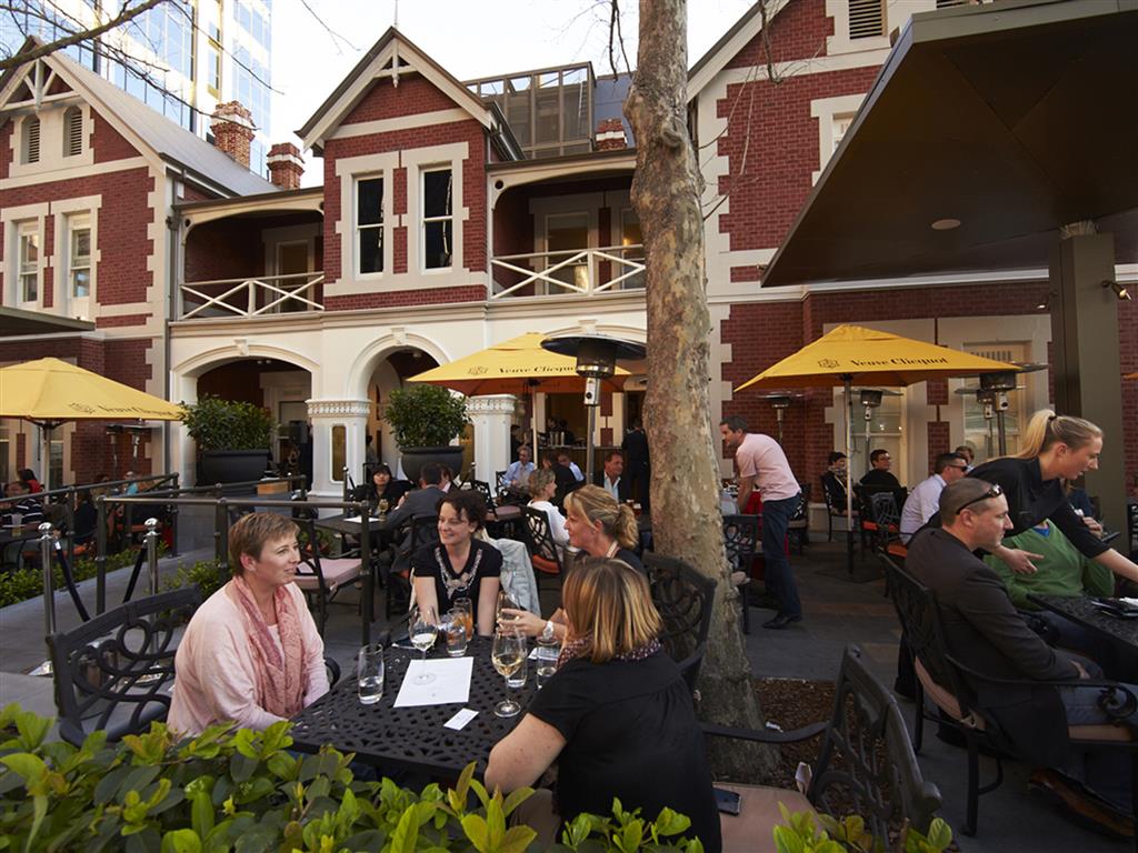 The Terrace Hotel 2/38